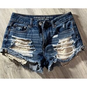 American Eagle High‎ Rise Festival crochet pocket size 4 Jean shorts